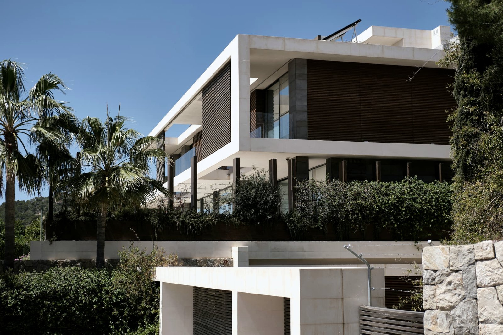 Arquitectura residencial contemporánea y de alta calidad.